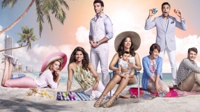 \'Jane The Virgin\' season 3 air date, spoilers, updates: Jane\'s extended family arrives, Eva Longoria joins as director
