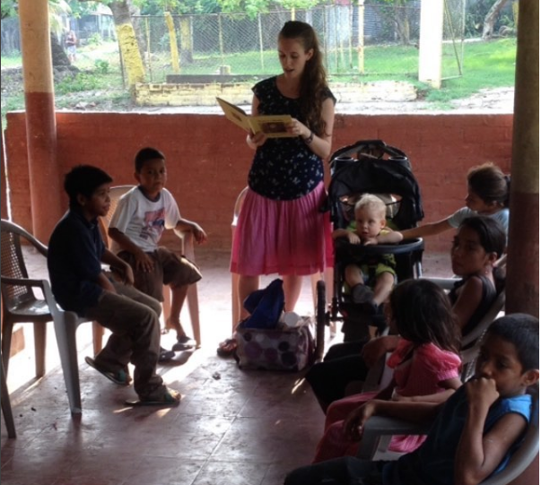 Duggar Family Update Jill Duggar And Derick Dillard Happy To Be Back