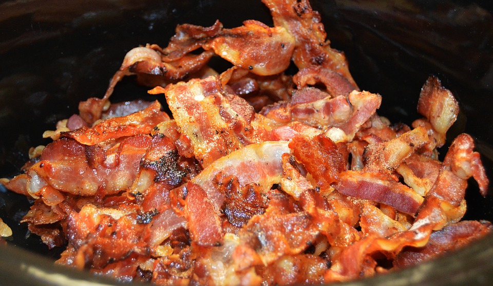 Why do christians eat pork and jews don t christian today