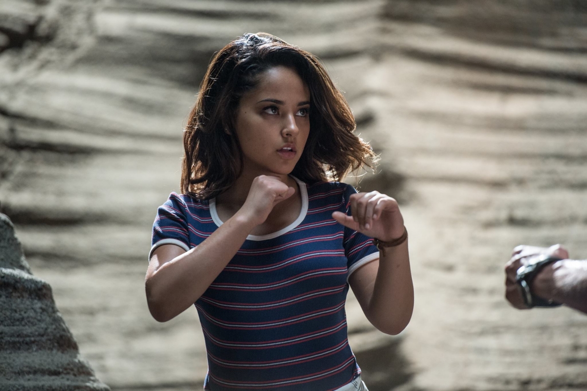 \'Power Rangers\' movie transforms Yellow Ranger into a queer character ...