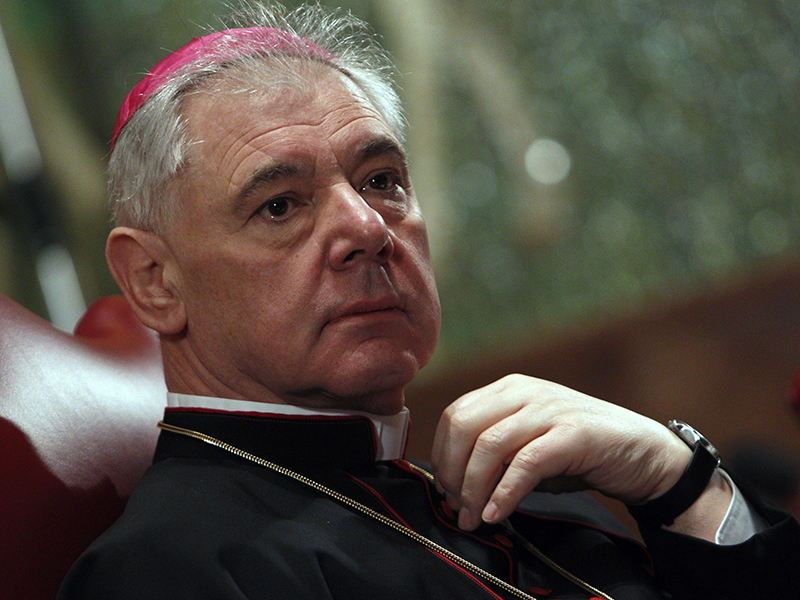 Pope Francis shakes up Vatican: replaces conservative doctrinal chief ...