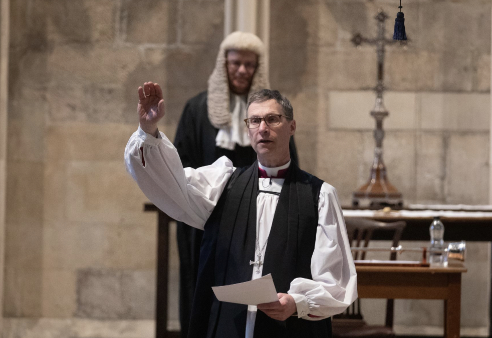 CofE bishop repents for failure to address grooming gang issue ...