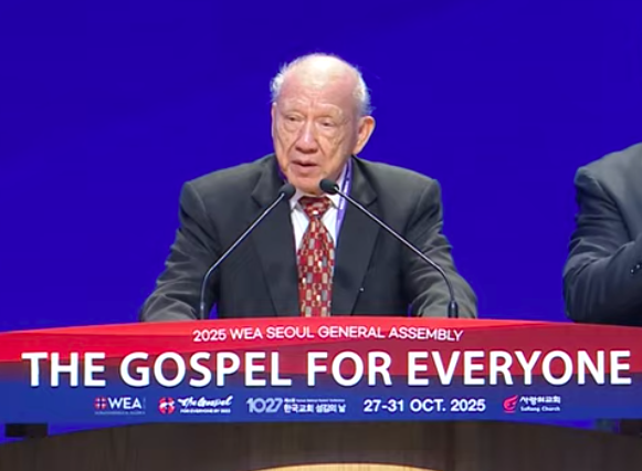 Leaders are failing in holiness and too many Christians are ignorant about Jesus’ key message, says evangelist