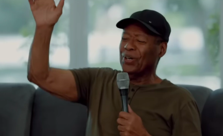 Worship leader Ron Kenoly dies at 81