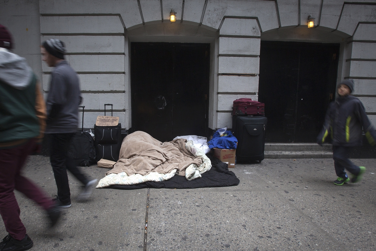 Homeless people brought to tears after reading mean tweets about ...